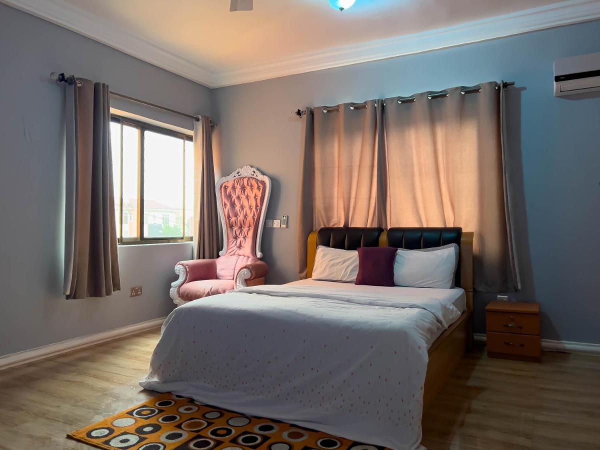 T'S Place Adenta ภายนอก รูปภาพ