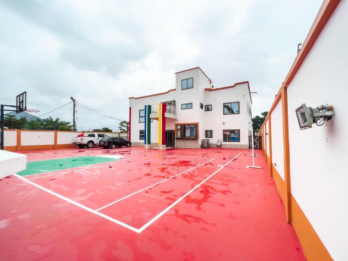 T'S Place Adenta ภายนอก รูปภาพ